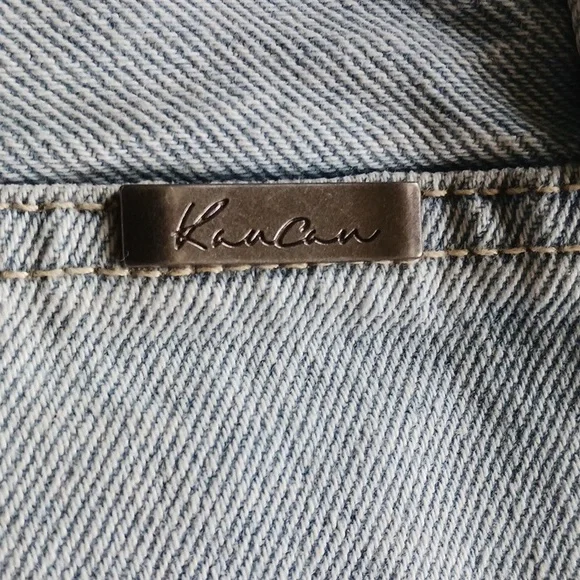 Kancan Women's Distressed Light Wash Jean Shorts - size 5/26 - Picture 5 of 16